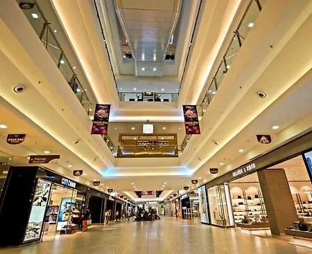 Vivacity Megamall Jazz Suites ,2-8 Pax , 3 Br Kuching Exterior photo