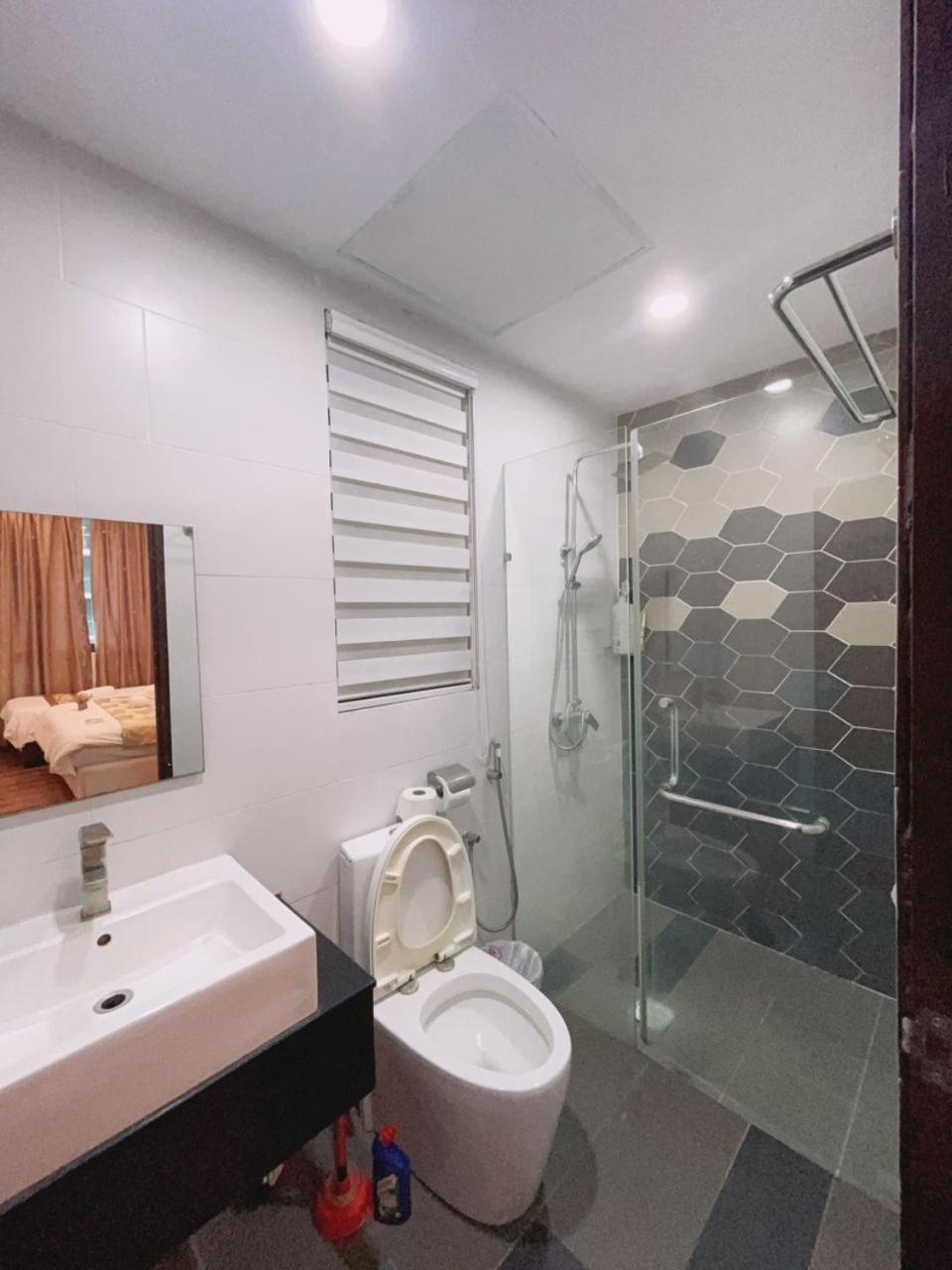 Apartment Vivacity Megamall Jazz Suites ,2-8 Pax , 3 Br Kuching