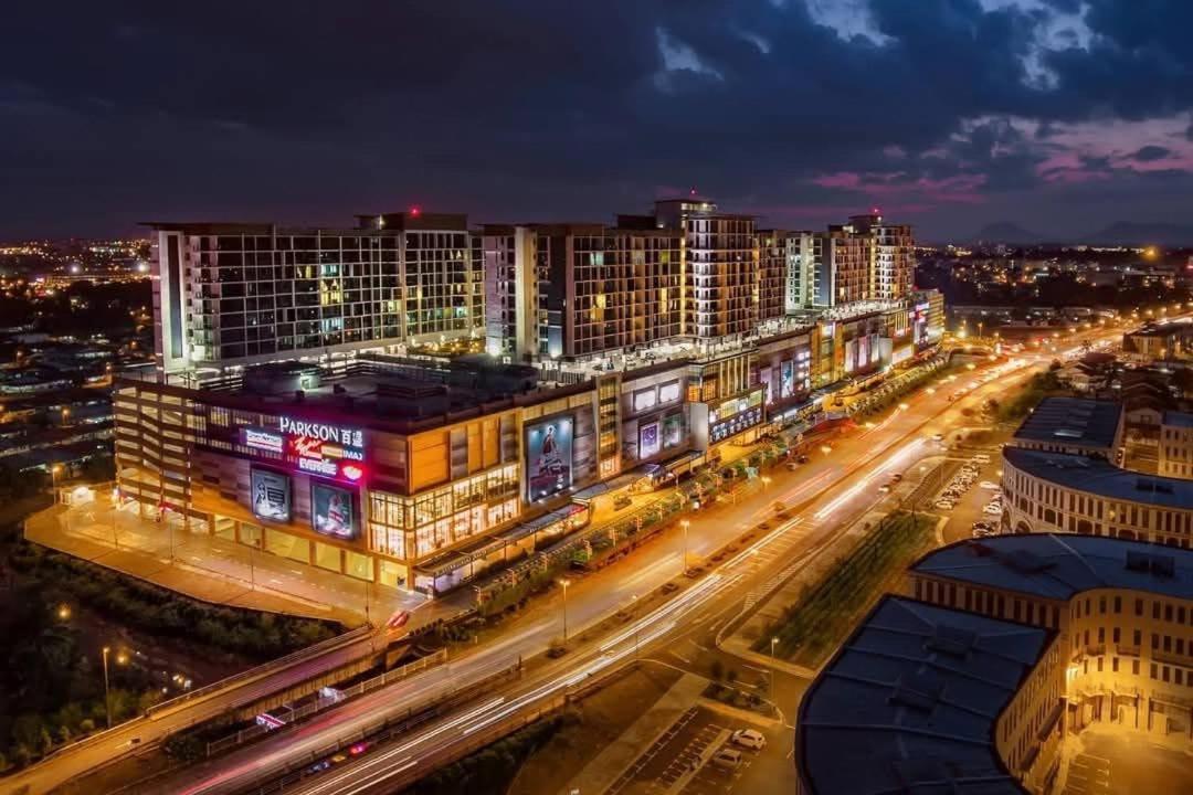 Vivacity Megamall Jazz Suites ,2-8 Pax , 3 Br Apartment